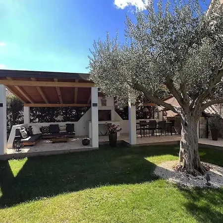 Feriendomzil Sant Elia Apartman *